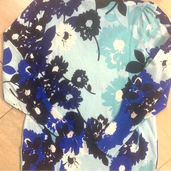 Talbots Long Sleeve Sweater. - Picture 4 of 8